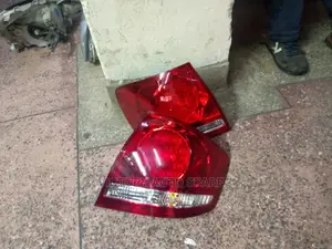 Allion 240(2004-2007) Taillight