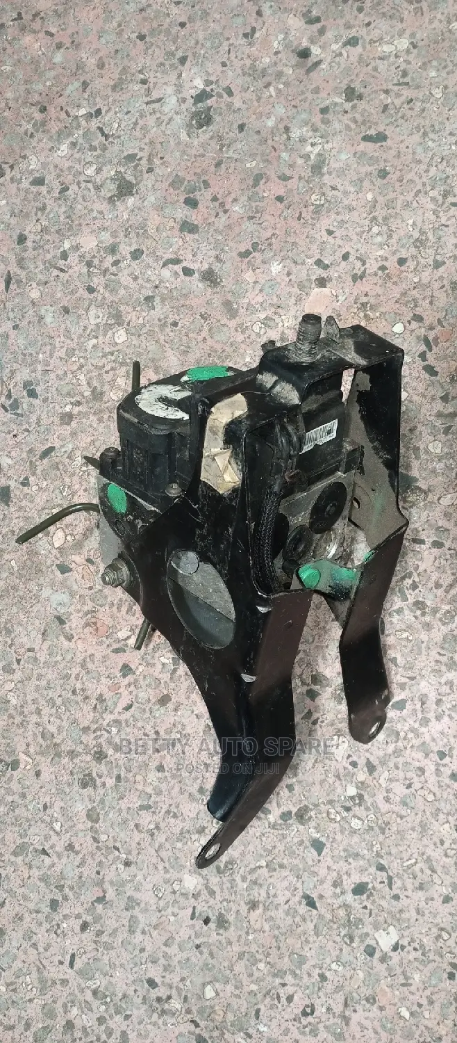 Toyota Passo Settte Abs Pump