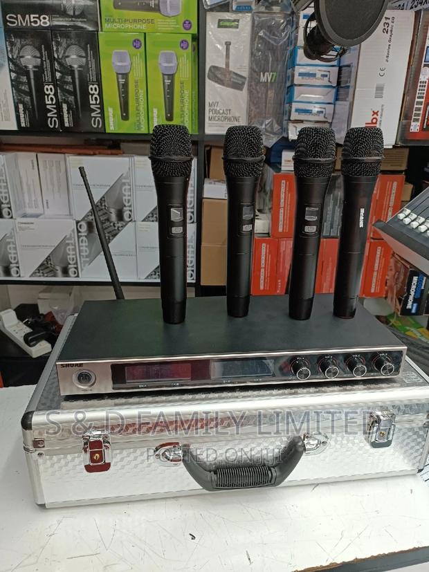 Shure Wireless 4 in 1 Microphone