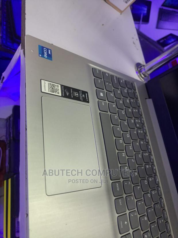 Laptop Lenovo Ideapad 3 4GB Intel Core I5 HDD 500GB - thumbnail 4