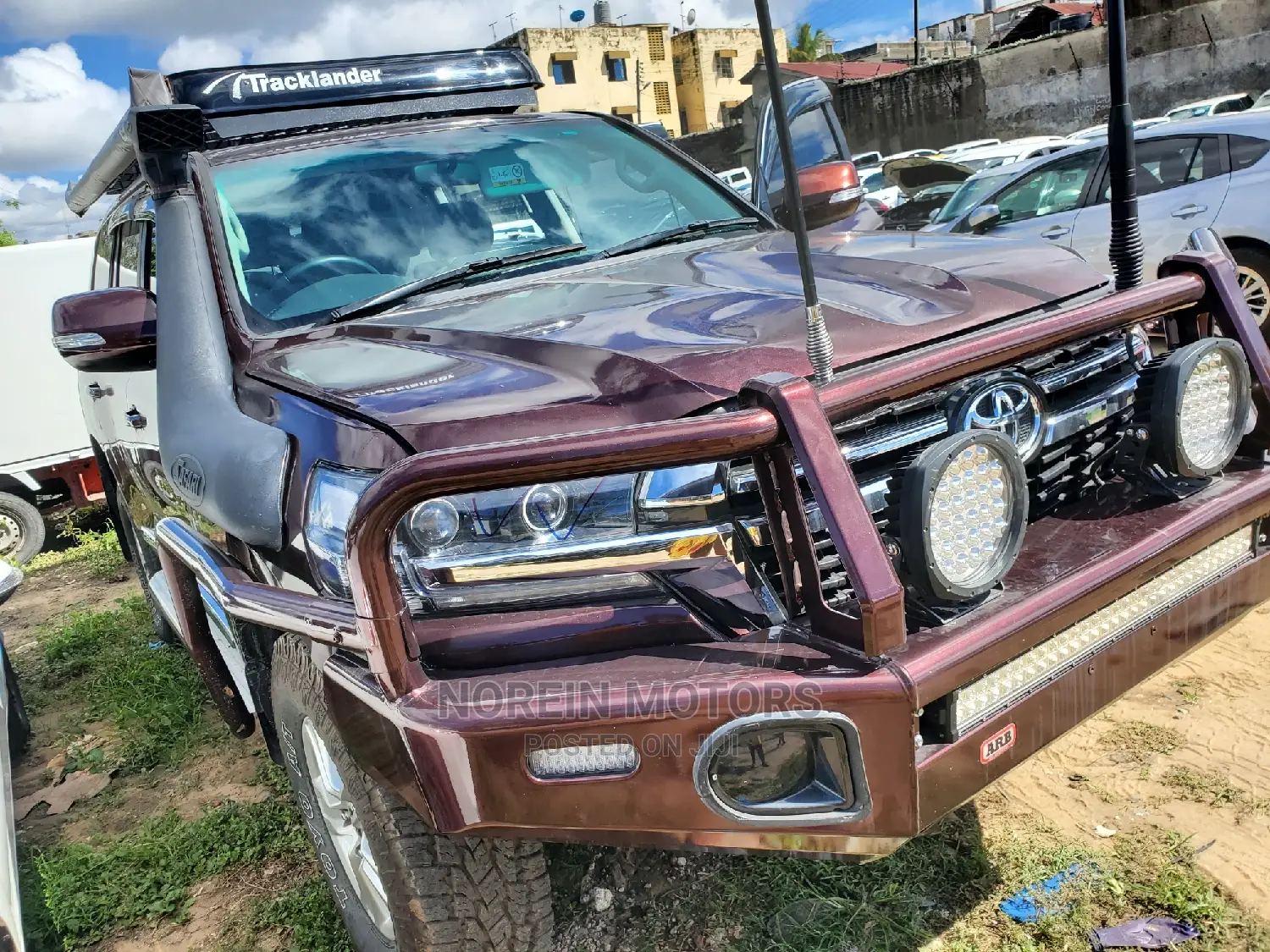 Toyota Land Cruiser 2016 Burgundy