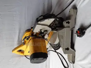 Mitre Saw -dewalt Multipurpose Sliding 1200w 216mm 240 Ex-uk