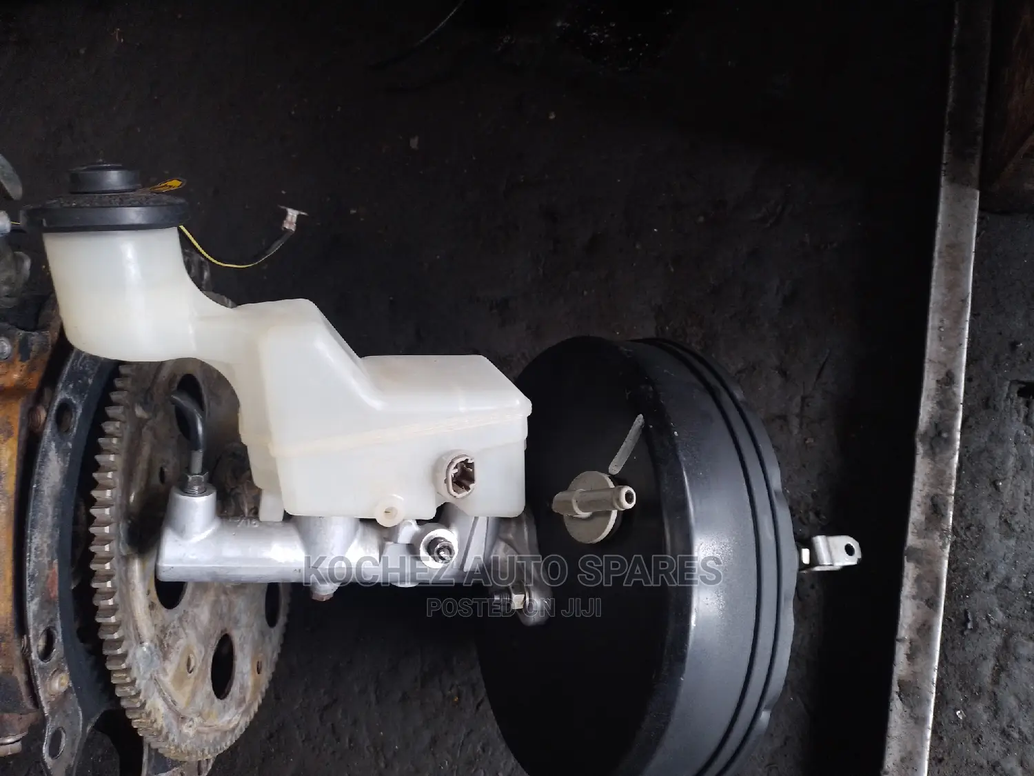 Brake Booster +Master for Toyota NZE ,Premio, Fielder,Allion