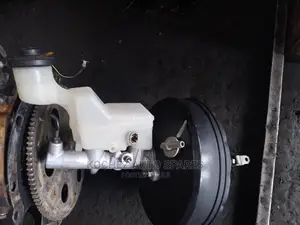 Brake Booster +Master for Toyota NZE ,Premio, Fielder,Allion