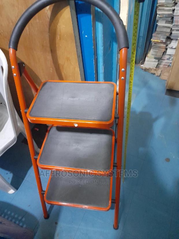 A Type Steel Step Ladder - thumbnail 3