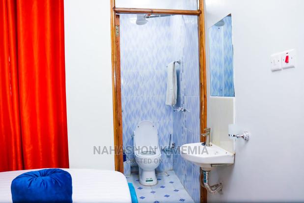 Exclusive 2BD Airbnb TRM Drive Roysambu Thika Road - thumbnail 17