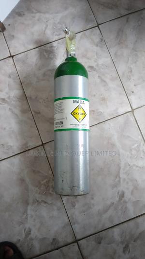 415L Oxygen Cylinder With Regulator - thumbnail 2