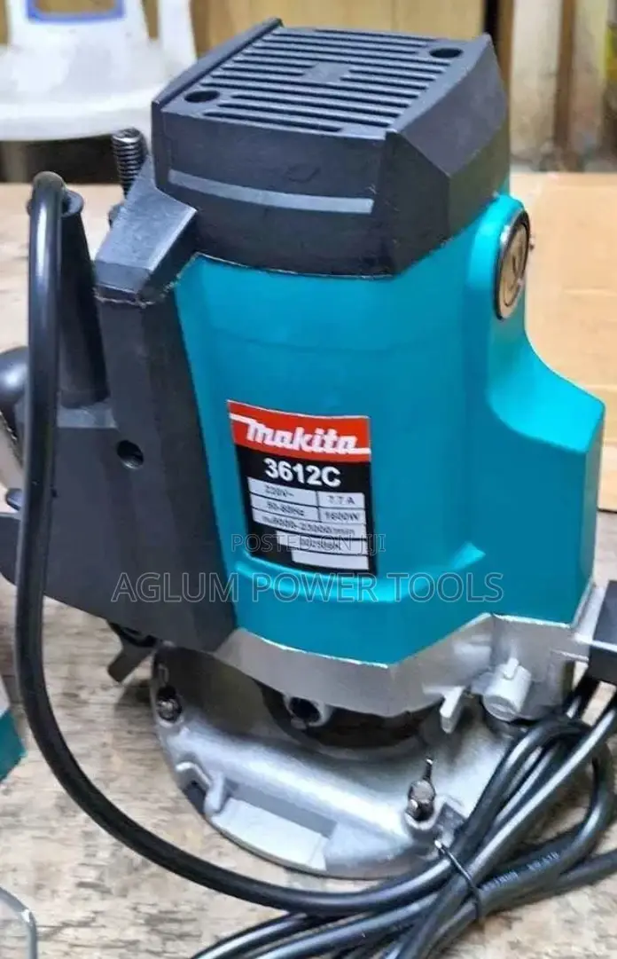 Makita Router Machine