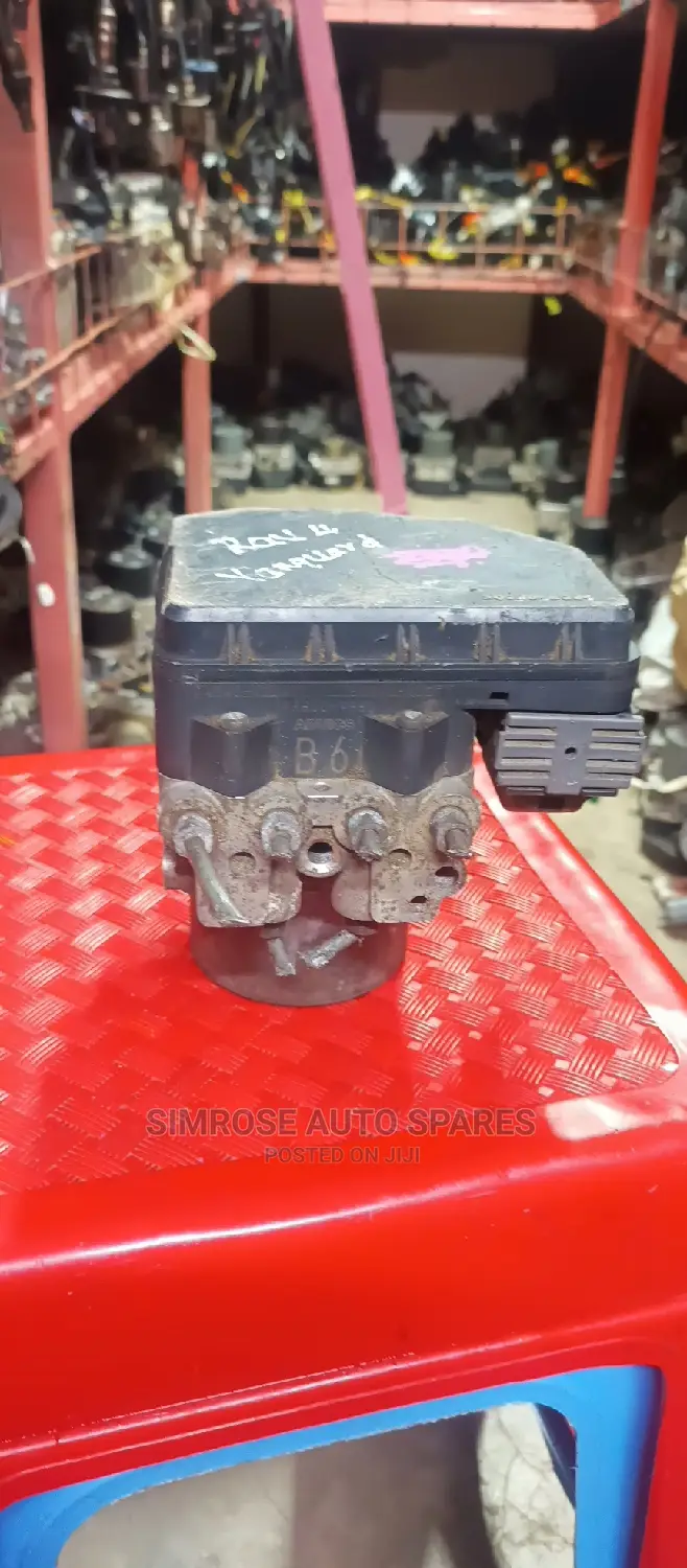 Abs Pump Module for Toyota Rav4/Vanguard