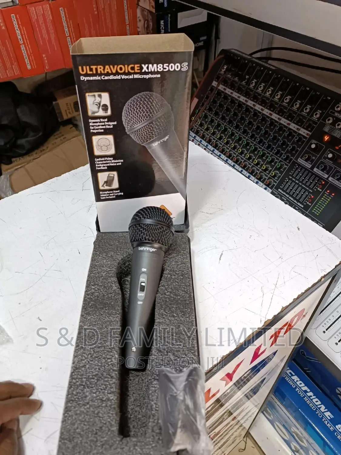 Behringer Wire Microphone