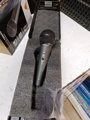 Behringer Wire Microphone