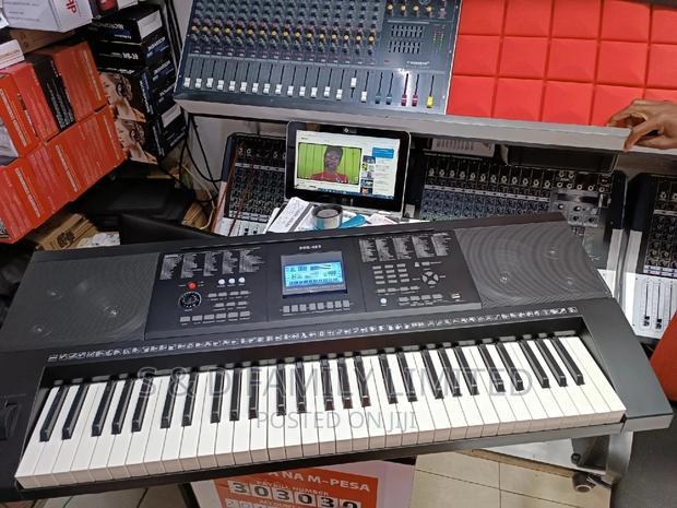 PSR 493 Keyboard With 61 Keys USB - main view