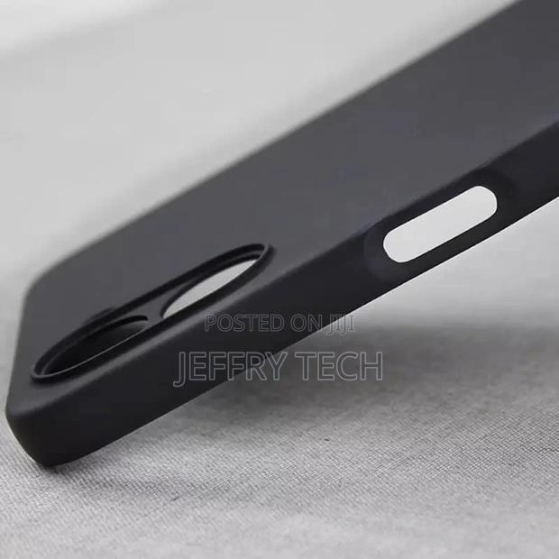 Full Protection Silicon Back Cover Case for Realme 10 - thumbnail 3