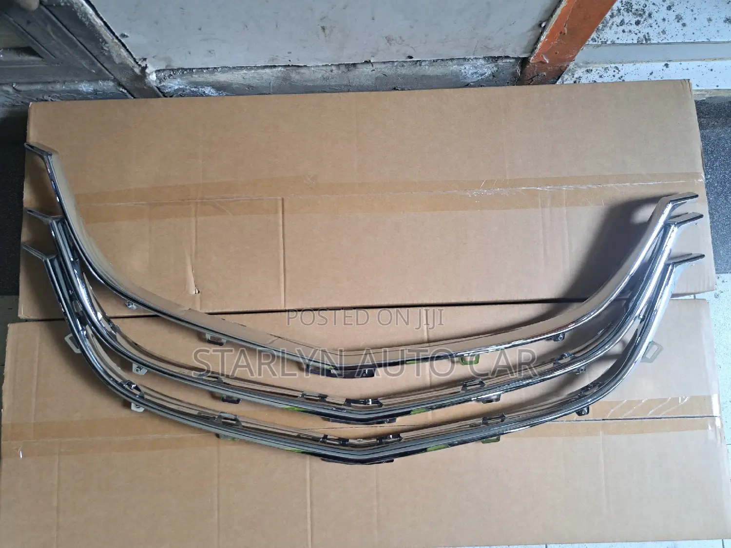 Grill Moulding Mazda Cx5 2013 to 2015