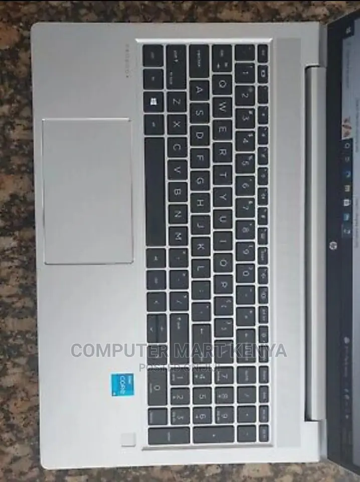 New Laptop HP ProBook 450 G8 16GB Intel Core I7 SSD 256GB
