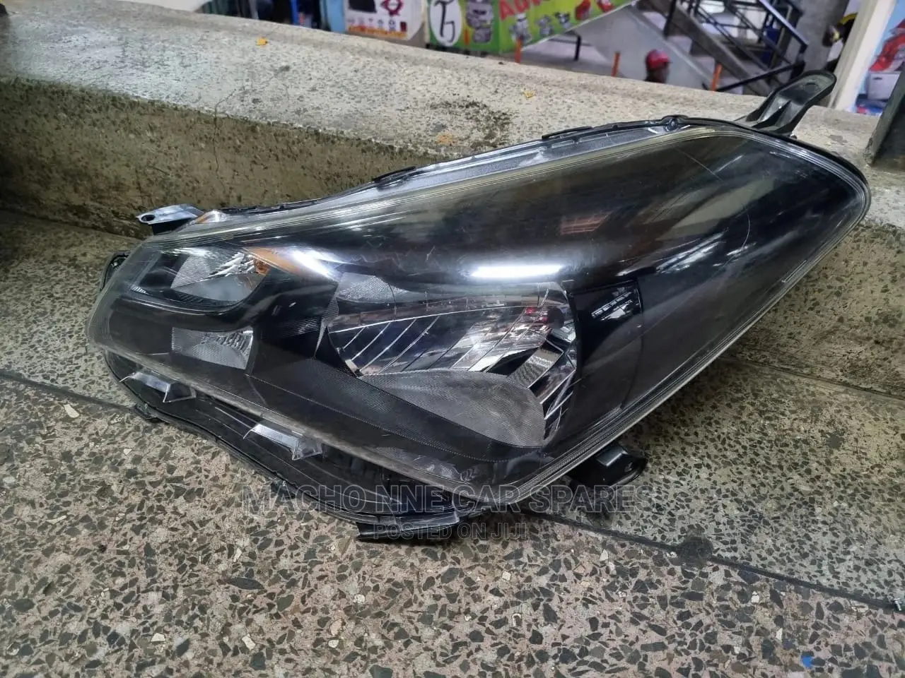 Toyota Vitz Jewella 2015 Headlight(269)