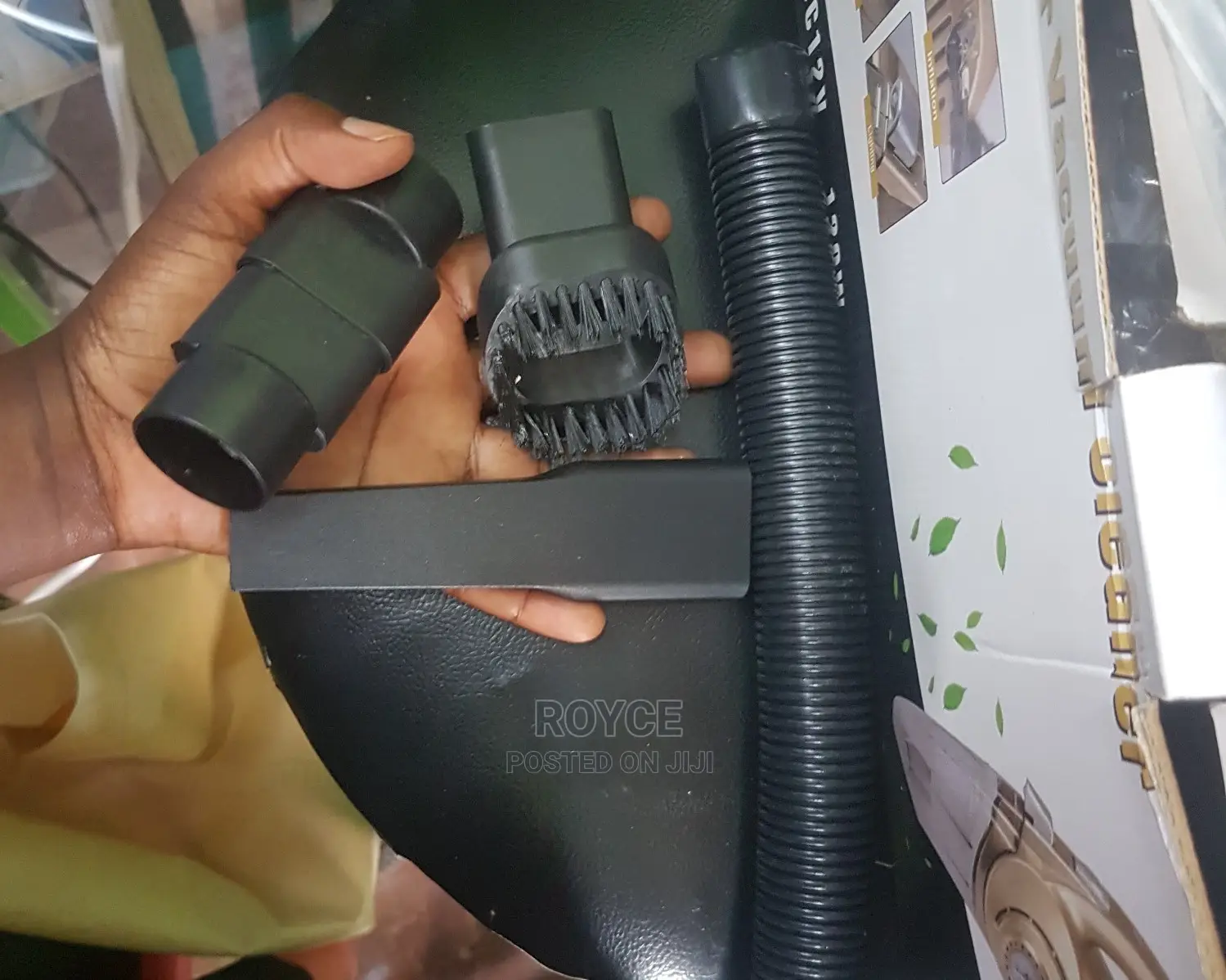 4 in 1 Car Vacuum Cleaner