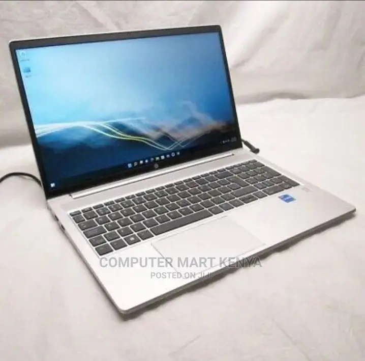 New Laptop HP ProBook 450 G8 16GB Intel Core I7 SSD 256GB