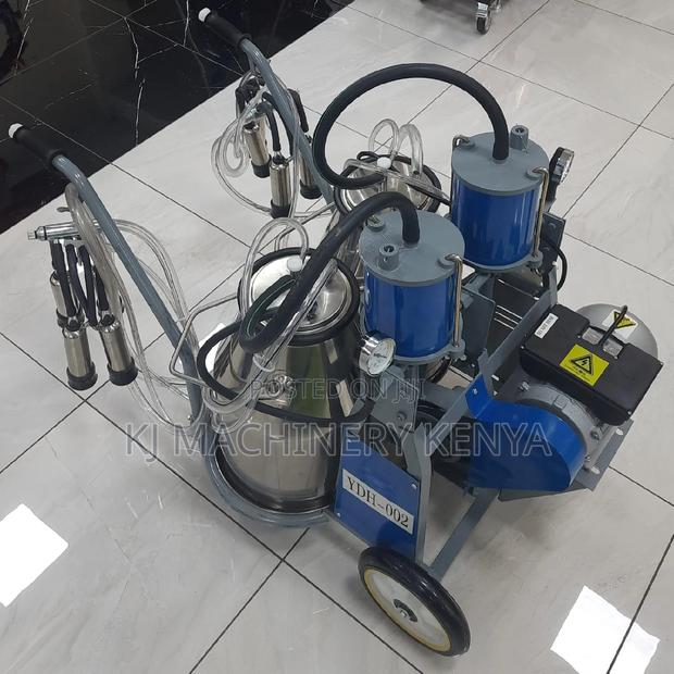 Double Bucket Milking Machines on SALE! 