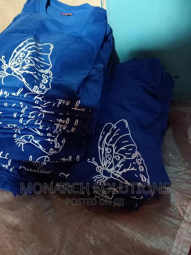 T-Shirts Branded - main view