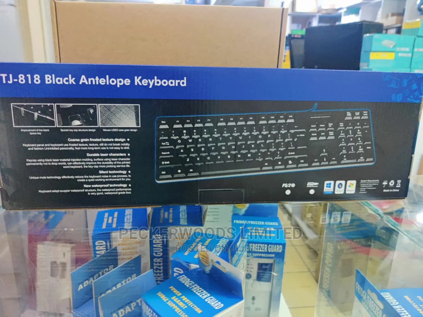 An All Black TJ 818 Keyboard