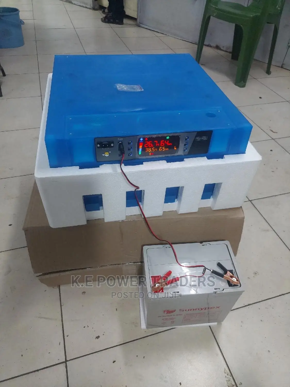 Electric and Solar Auto 64 Egg Incubator