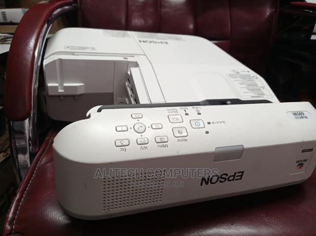 Epson Brightlink 695wi Short Throw Projector - thumbnail 4