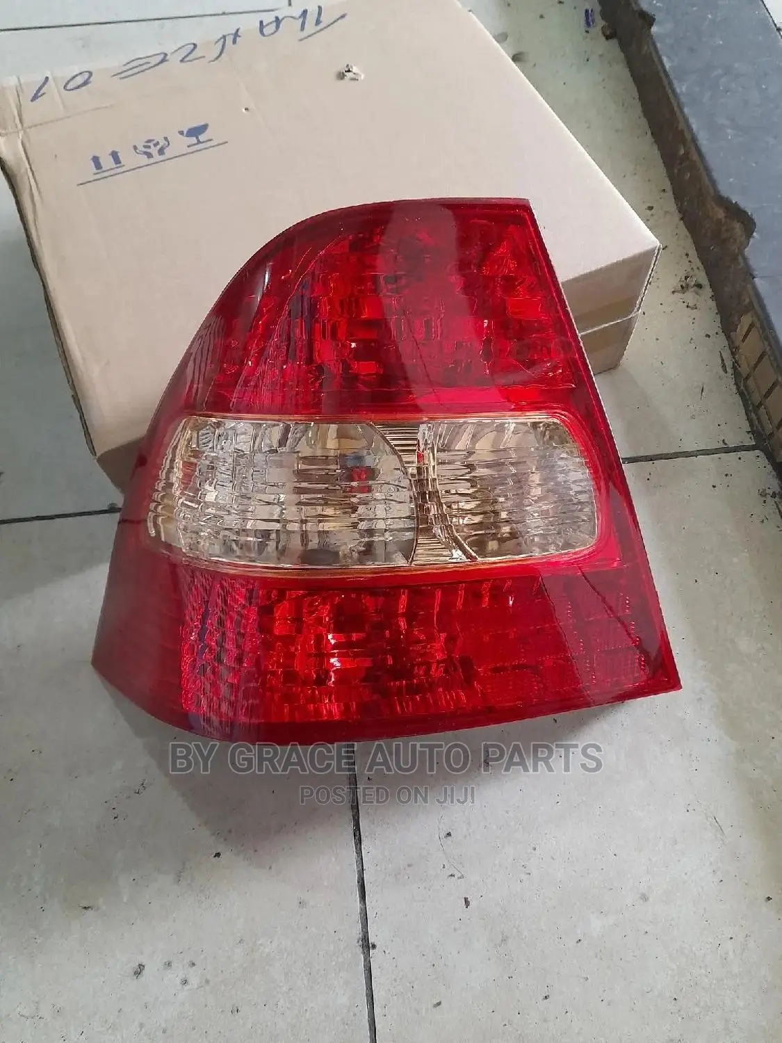 Tail Lamp Nze 01