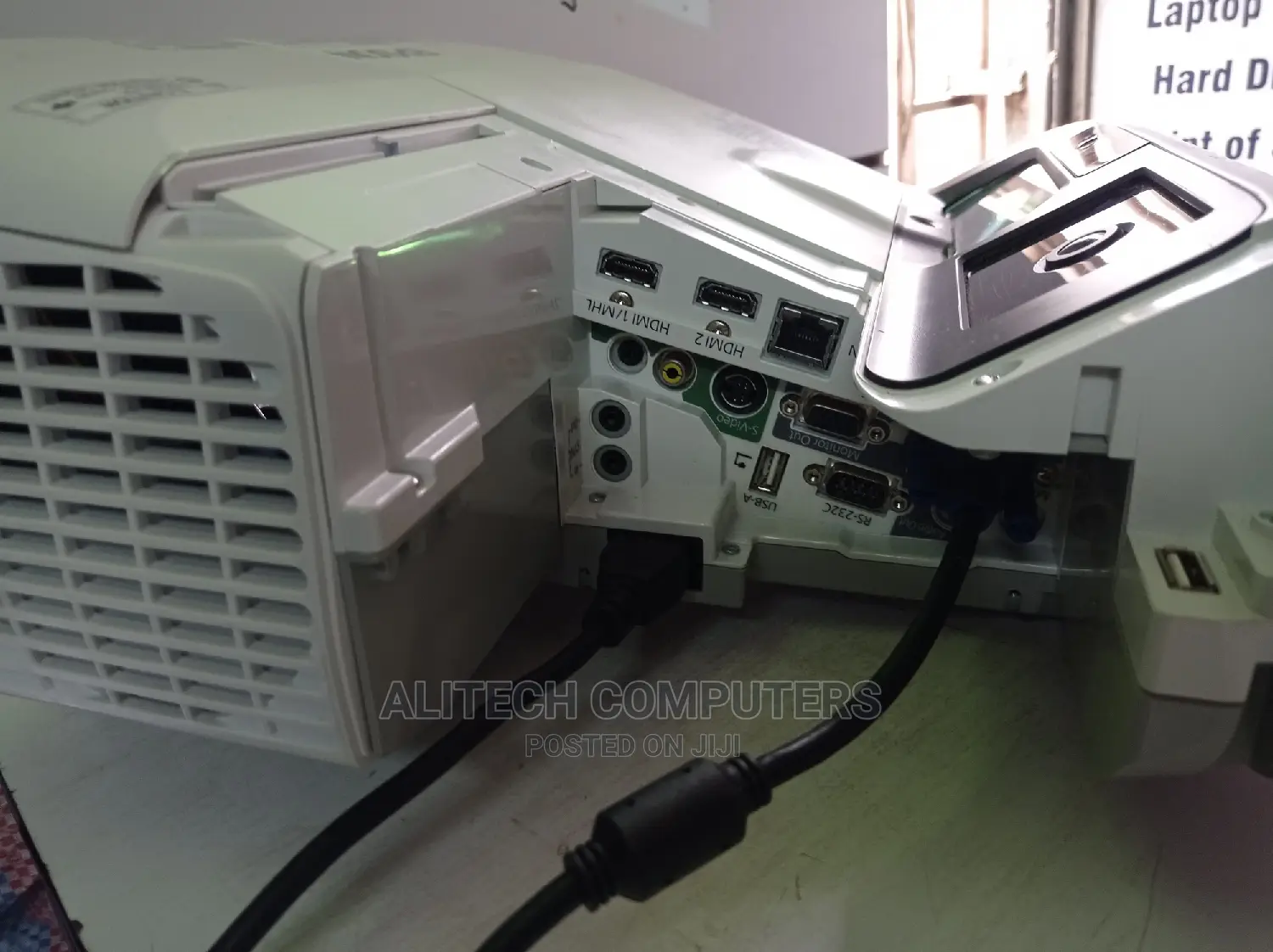 Epson Brightlink 585wi Short Throw Projector