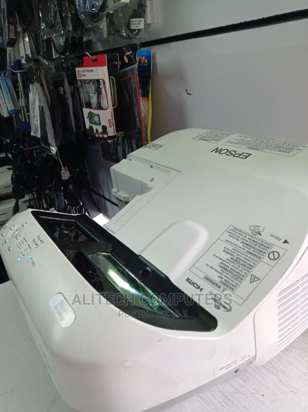 Epson Brightlink 585wi Short Throw Projector - thumbnail 3