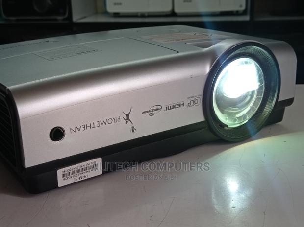 Promethean Short Throw Projector - thumbnail 5