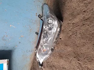 Fielder/ Axio 165 2015/ 16 Headlight
