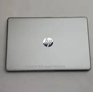 New Laptop HP 250 G8 8GB Intel Core I5 SSD 256GB