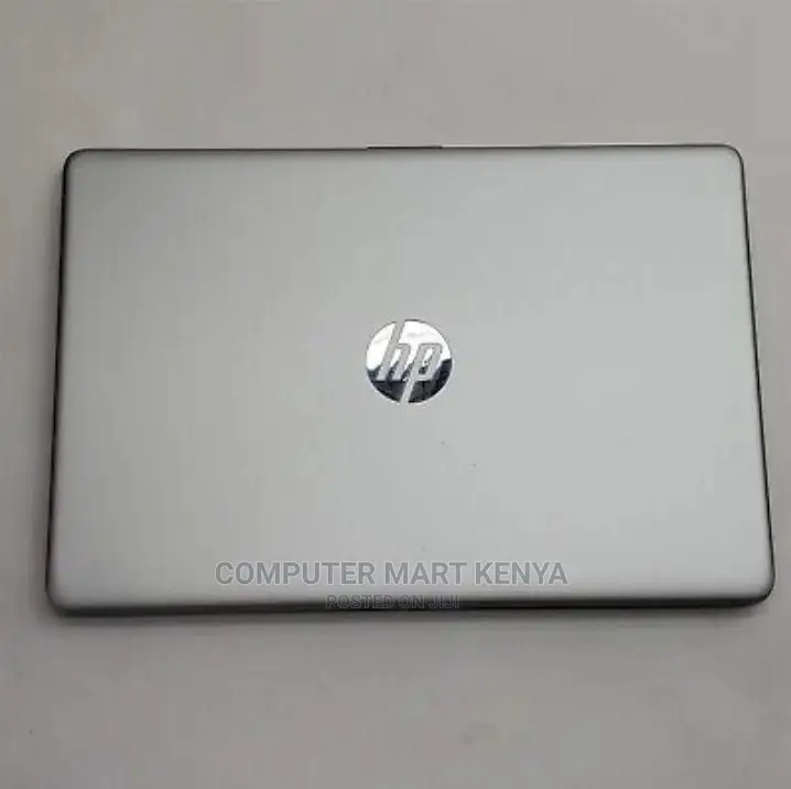 New Laptop HP 250 G8 8GB Intel Core I5 SSD 256GB