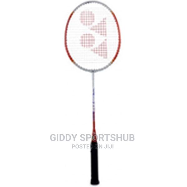 Yonex Badminton Racquet With Head Cover. Blue
