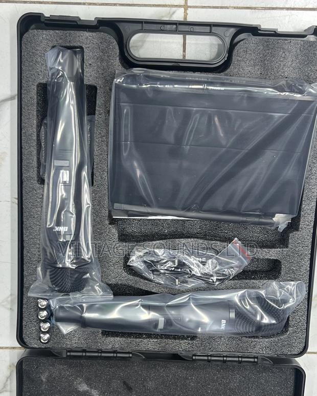 BNK BK902 UHF Dual 2 Channel Wireless Microphone System - thumbnail 2