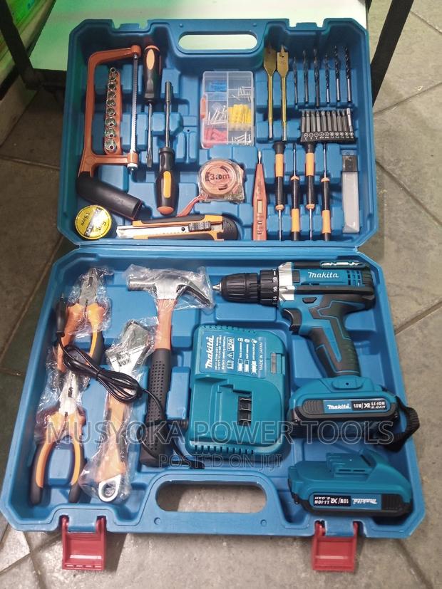 New Makita 21v Drill Set - main view