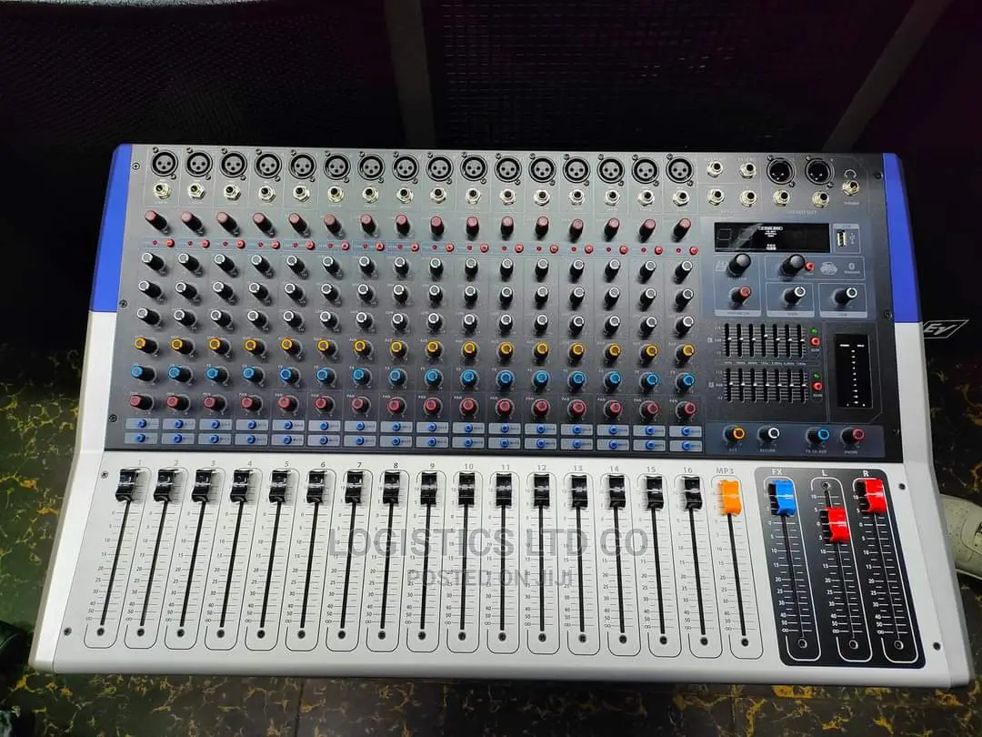 Yamaha Kv120 12channel Pro Powered Mixer