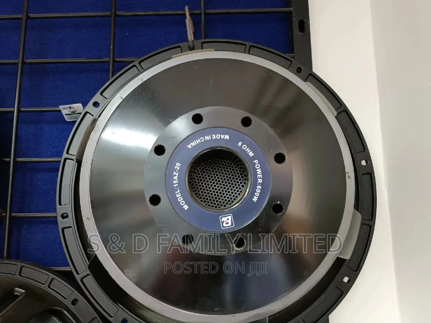 600 Watts Midrange Speaker 15az20