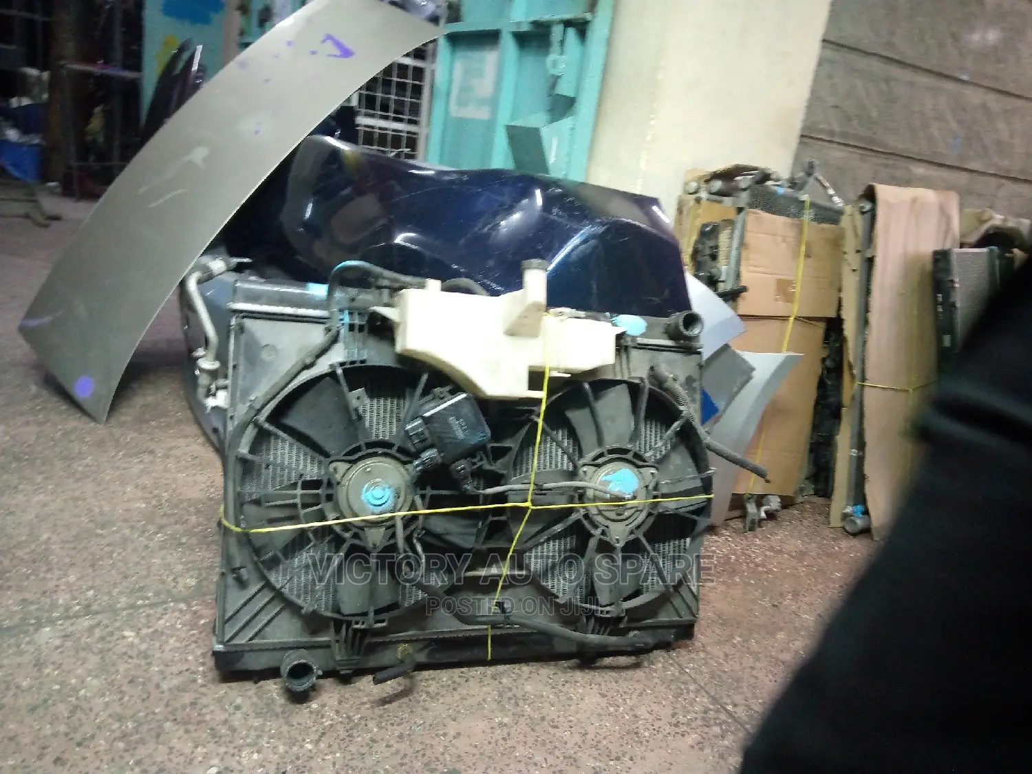 Nissan Fuga Radiator Complete