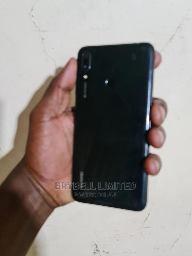 Huawei Y7 32 GB Black - thumbnail 4