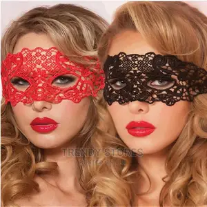 Hollow Lace Masquerade Face Mask