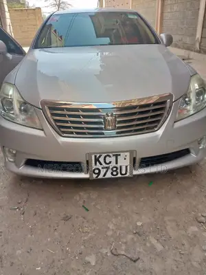 Toyota Crown 2012 Silver