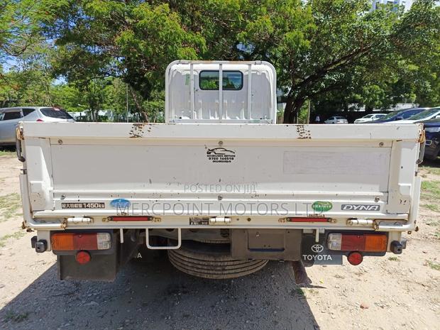 Toyota Dyna 2015 White - thumbnail 6