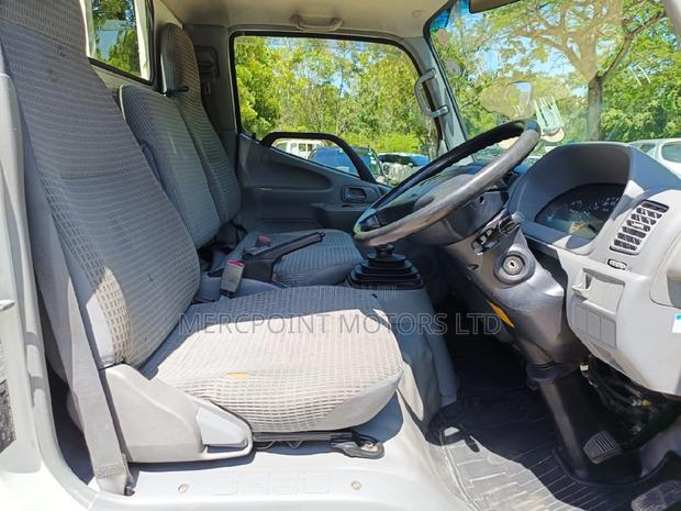 Toyota Dyna 2015 White - thumbnail 20