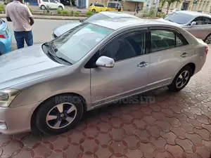 Toyota Premio 2011 Silver