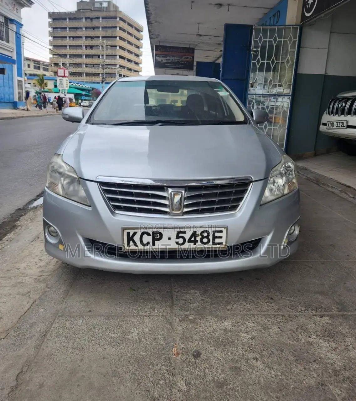Toyota Premio 2011 Silver