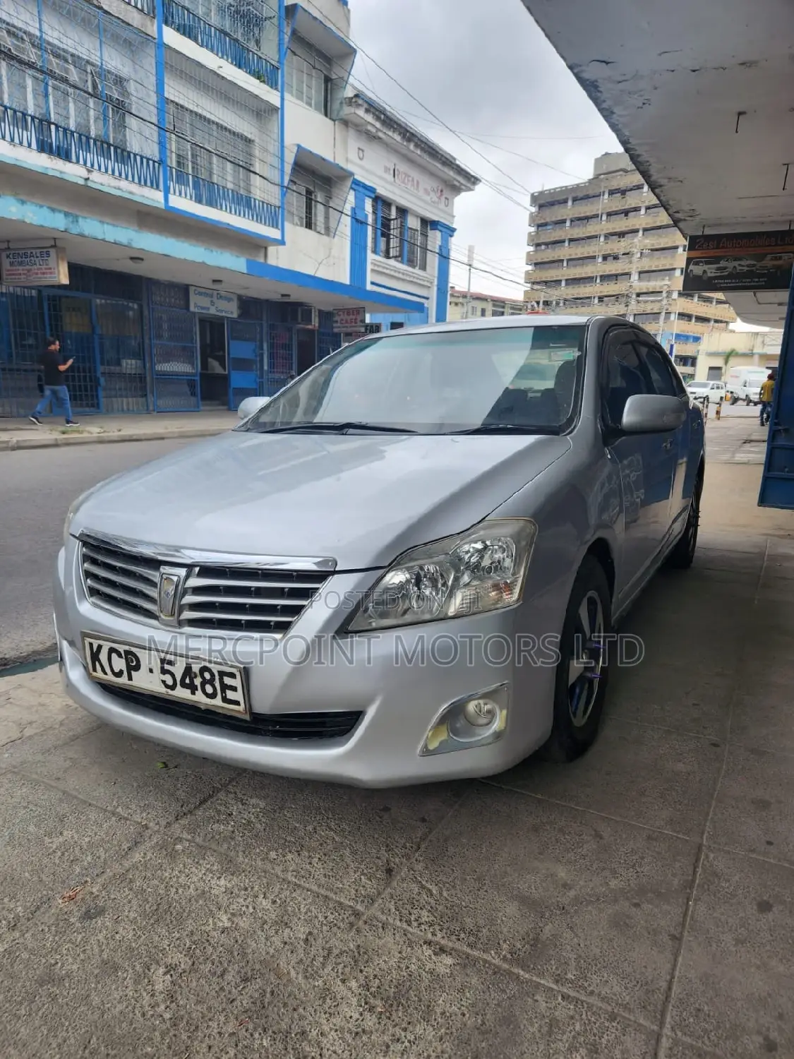 Toyota Premio 2011 Silver