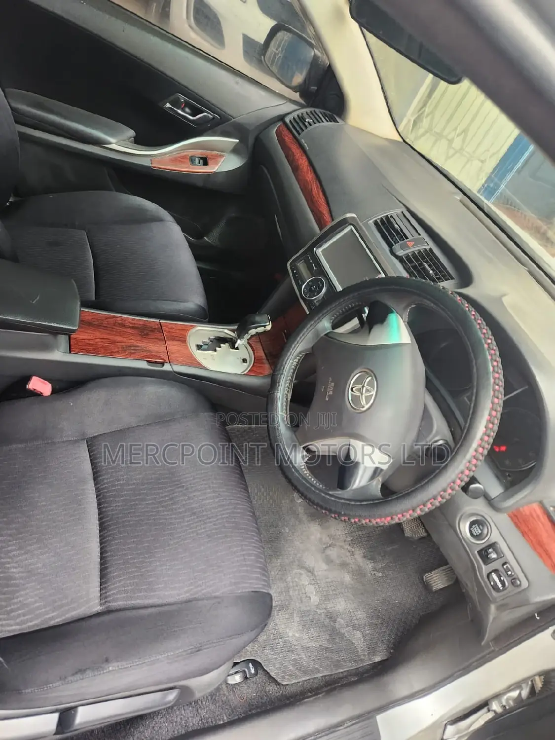Toyota Premio 2011 Silver