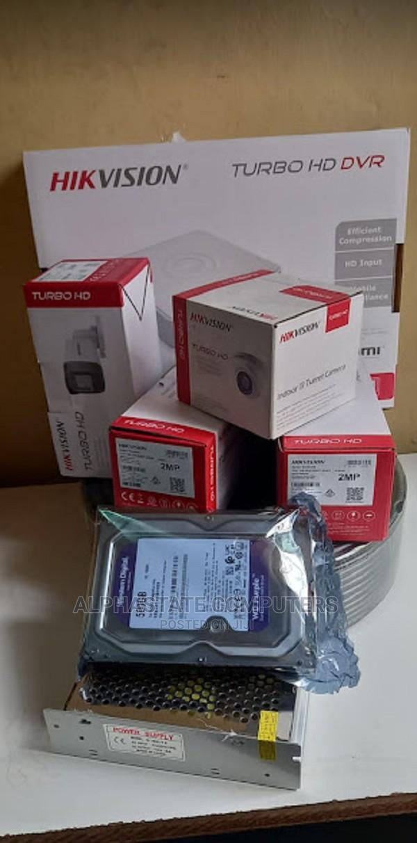 Hikvision 8-Channelpack CCTV KIT, Harddisk+ Cable, Power Sup
